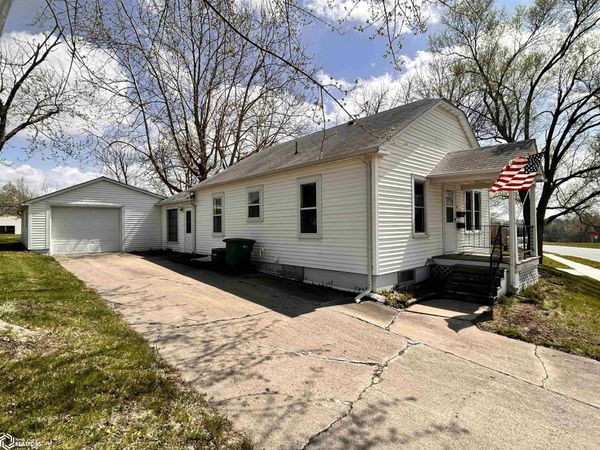 403 S Washington Street, Bloomfield, IA 52536