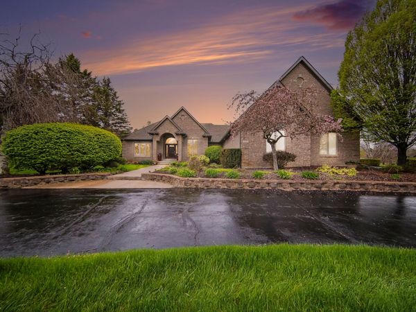 1835 Brookview Drive, Saline, MI 48176