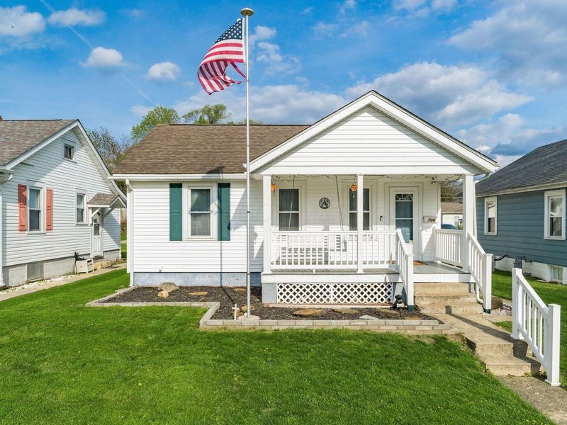 706 Harding Avenue, Lancaster, OH 43130 Photo 2