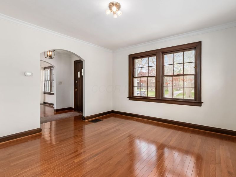 50 N Cassingham Road, Columbus, OH 43209 Photo 17