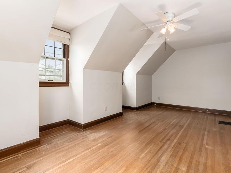 50 N Cassingham Road, Columbus, OH 43209 Photo 32