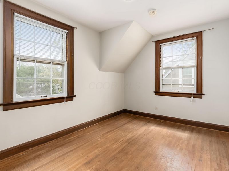 50 N Cassingham Road, Columbus, OH 43209 Photo 36