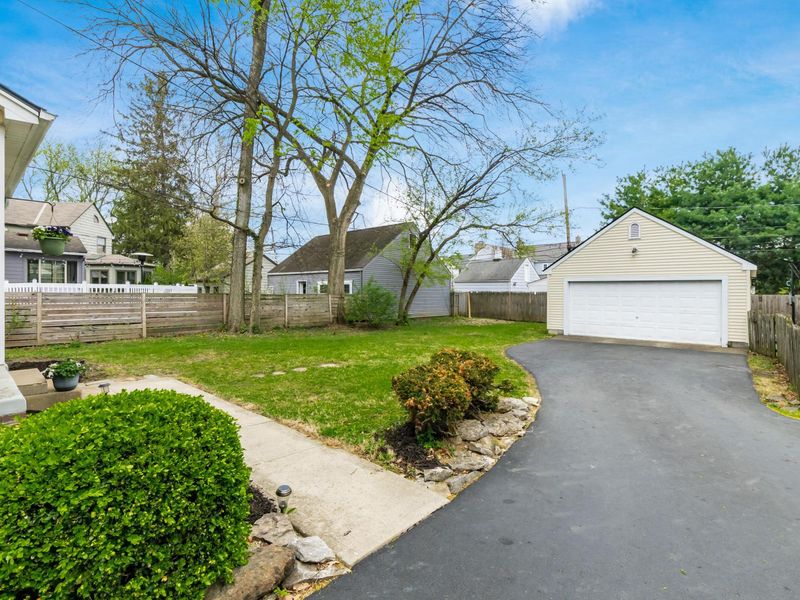 50 N Cassingham Road, Columbus, OH 43209 Photo 46