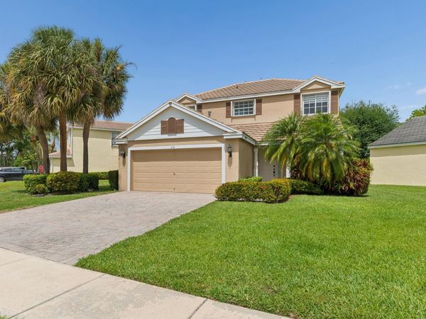 113 Canterbury Place, Royal Palm Beach, FL 33414