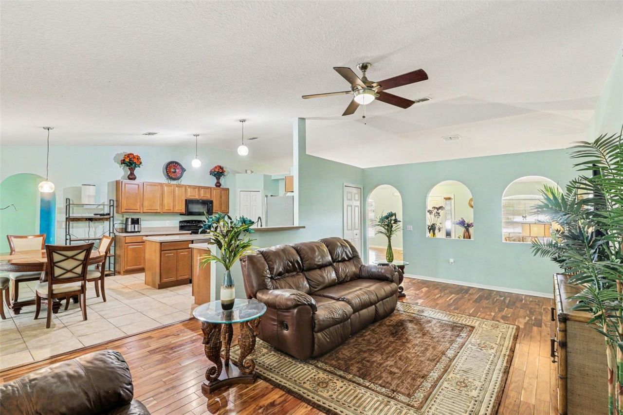 100 Festive Court, Chuluota, FL 32766 Photo