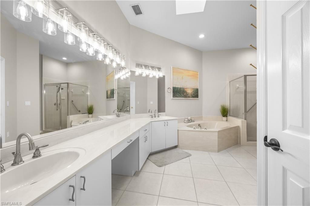 5472 Peppertree Dr, Fort Myers, FL 33908 Photo
