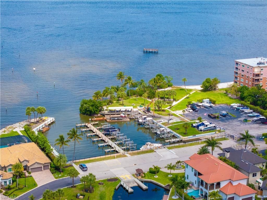5472 Peppertree Dr, Fort Myers, FL 33908 Photo