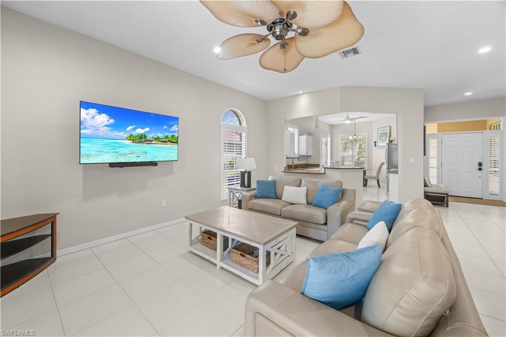 5472 Peppertree Dr, Fort Myers, FL 33908 Photo