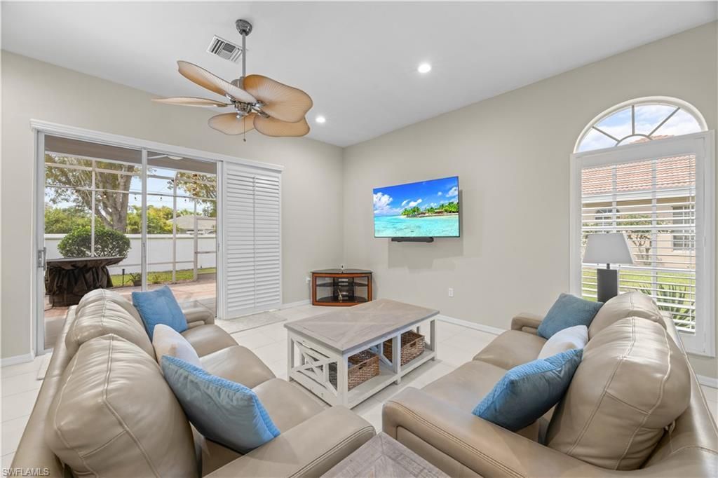 5472 Peppertree Dr, Fort Myers, FL 33908 Photo