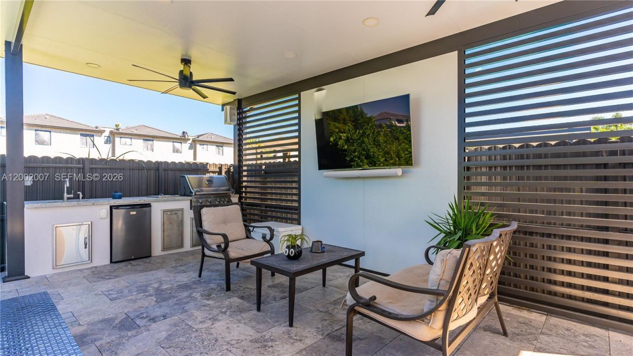 15817 SW 138th Ter, Miami, FL 33196 Photo