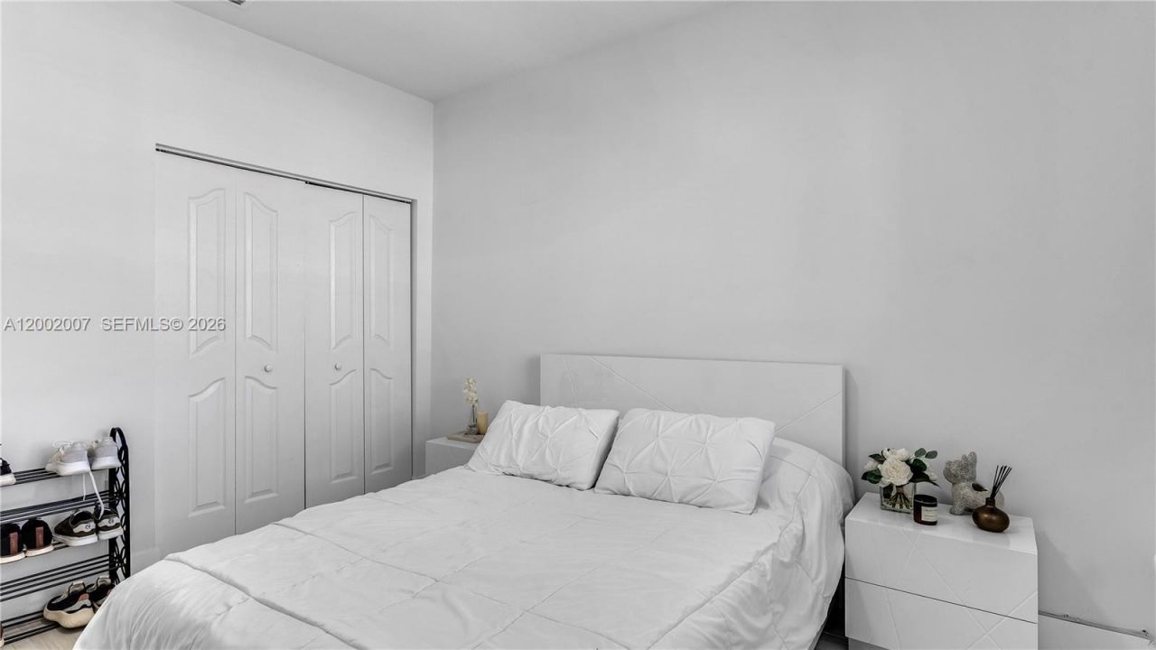 15817 SW 138th Ter, Miami, FL 33196 Photo