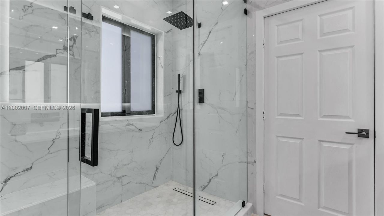 15817 SW 138th Ter, Miami, FL 33196 Photo