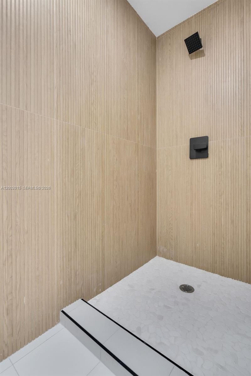 1037 NW 2nd St, Miami, FL 33128 Photo