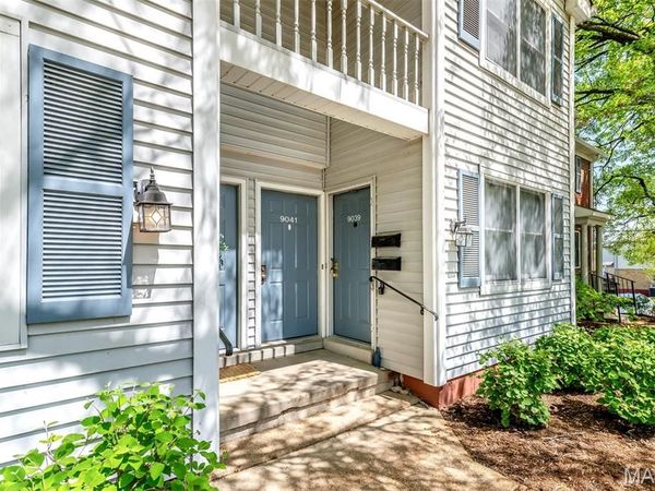 9039 W Swan Circle , Brentwood, MO 63144