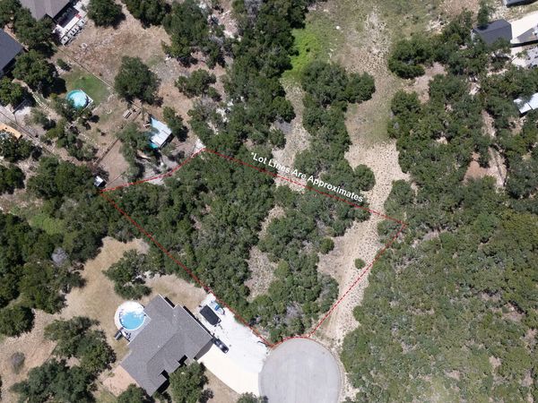 1465 Ironwood Rd, Fischer, TX 78623