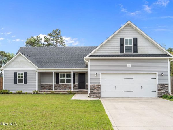 111 Anderson Avenue, Holly Ridge, NC 28445