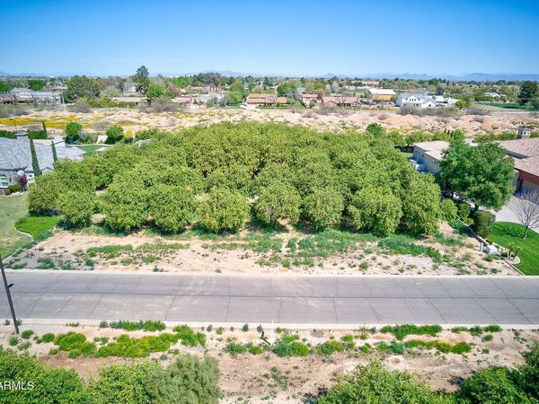 2260 E PLUM Street, Unit 3, Gilbert, AZ 85298