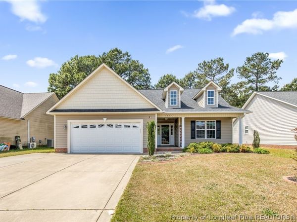 5622 Prestonfield Lane , Hope Mills, NC 28348