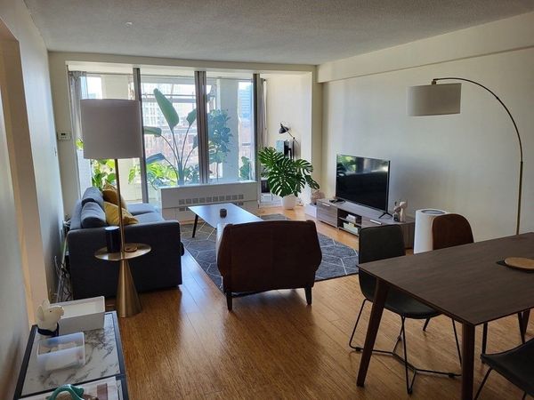 33 Pond Ave., Unit 915, Brookline, MA 02445