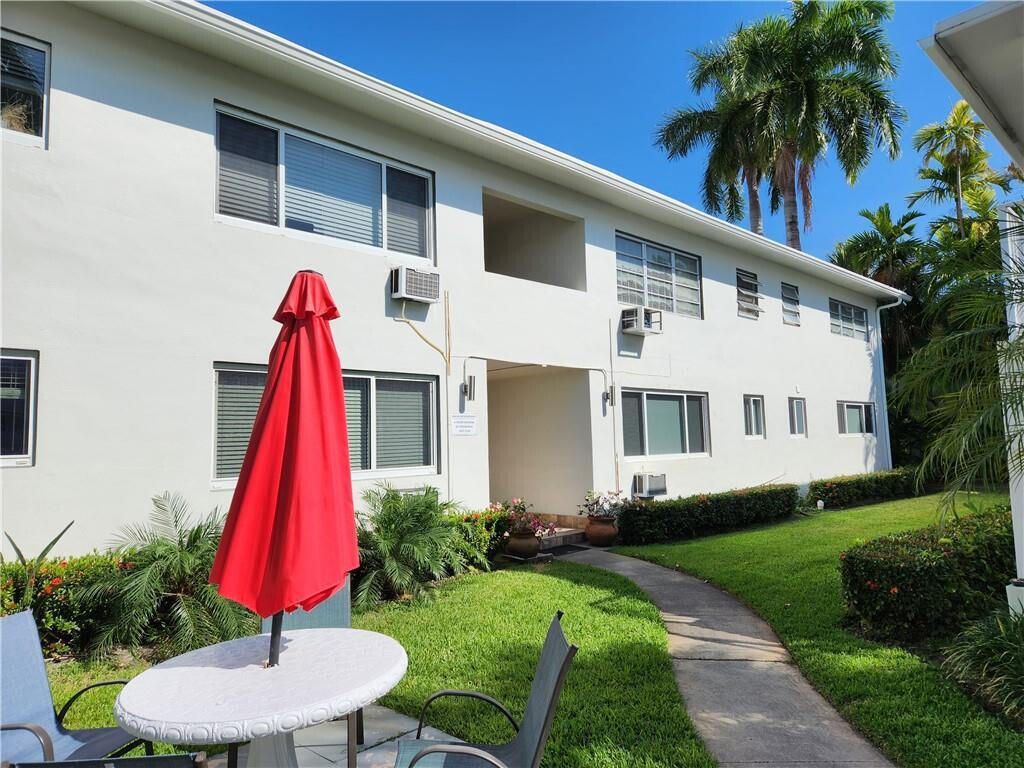 624 Antioch Avenue, Unit 18, Fort Lauderdale, FL 33304 Main Photo