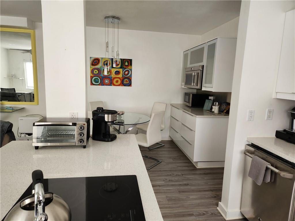 624 Antioch Avenue, Unit 18, Fort Lauderdale, FL 33304 Photo