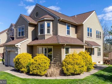 1243 BROWNING COURT, LANSDALE, PA 19446