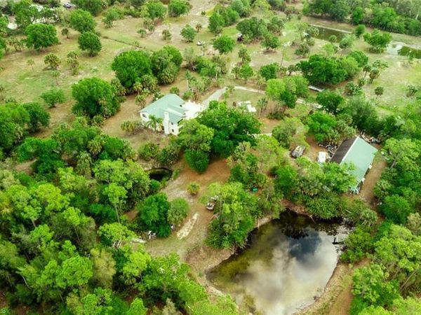 6801 Rich RD, NORTH FORT MYERS, FL 33917