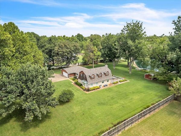 10800 S Brook Drive, Oklahoma City, OK 73165