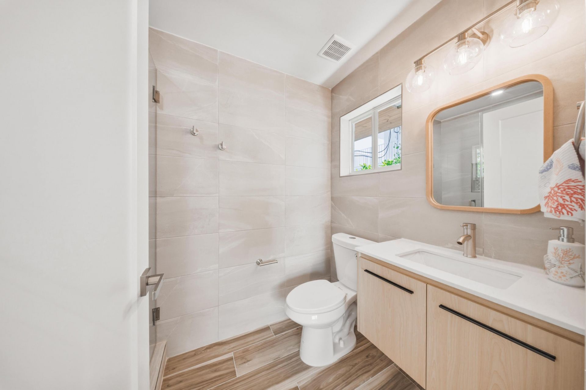 150 E 63rd Street Ocean, Marathon, FL 33050 Photo