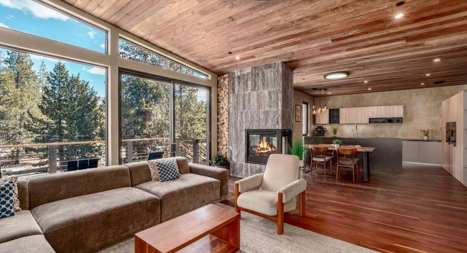2013 Piute Street, South Lake Tahoe, CA 96150 Photo