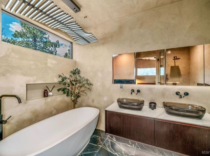 2013 Piute Street, South Lake Tahoe, CA 96150 Photo