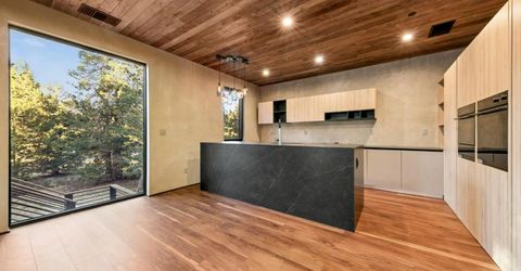 2013 Piute Street, South Lake Tahoe, CA 96150 Photo