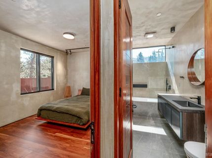 2013 Piute Street, South Lake Tahoe, CA 96150 Photo