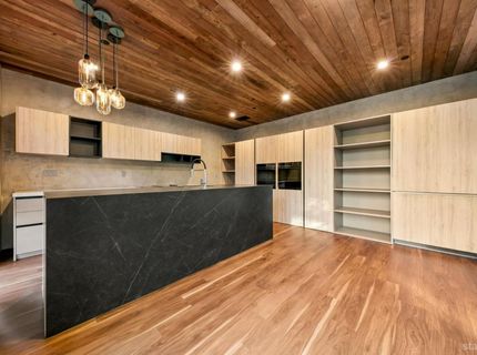 2013 Piute Street, South Lake Tahoe, CA 96150 Photo