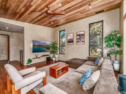 2013 Piute Street, South Lake Tahoe, CA 96150 Photo