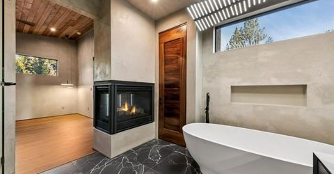 2013 Piute Street, South Lake Tahoe, CA 96150 Photo