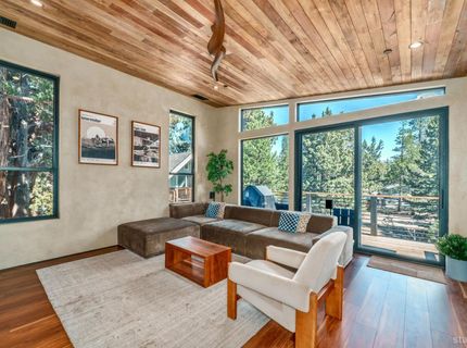 2013 Piute Street, South Lake Tahoe, CA 96150 Photo