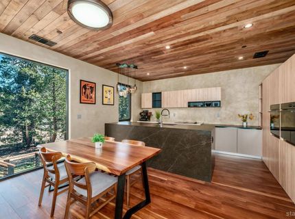 2013 Piute Street, South Lake Tahoe, CA 96150 Photo