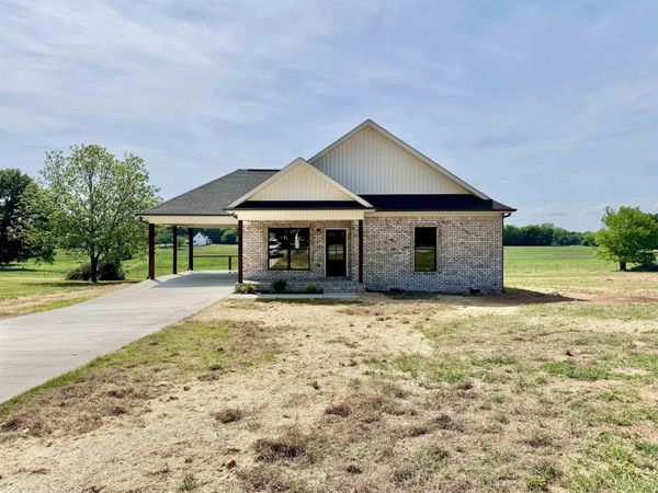 2391 Co Rd 91, Rogersville, AL 35652