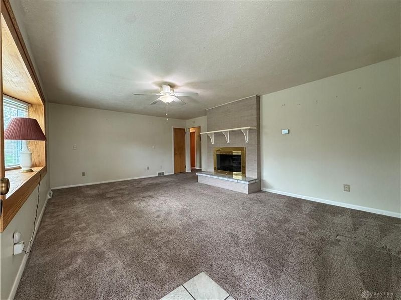 5939 Ashbrook Circle, Dayton, OH 45415 Photo 2