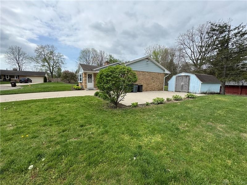 5939 Ashbrook Circle, Dayton, OH 45415 Photo 22