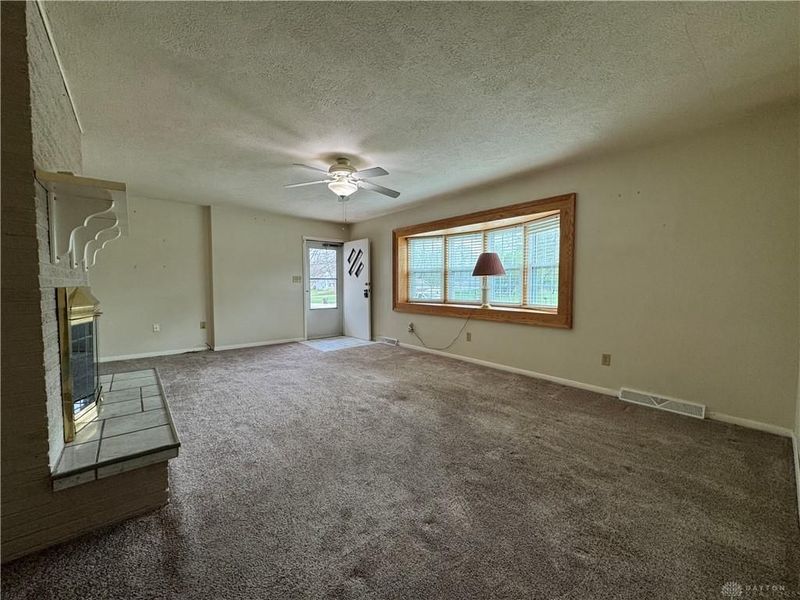 5939 Ashbrook Circle, Dayton, OH 45415 Photo 4
