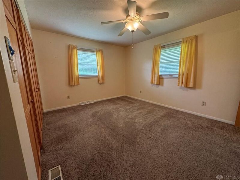 5939 Ashbrook Circle, Dayton, OH 45415 Photo 9