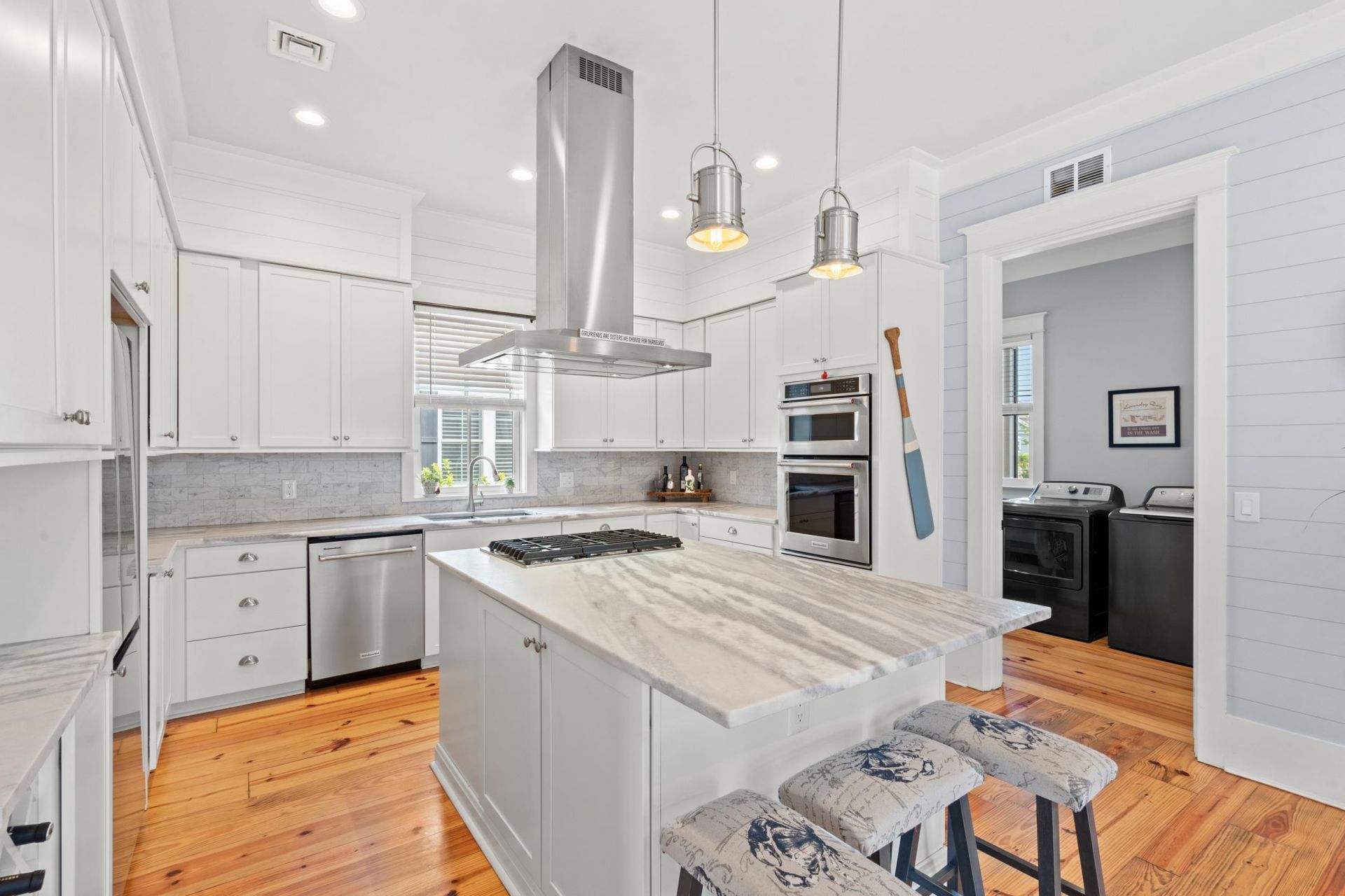 1012 East Isle Of Palms Ave. Photo 4