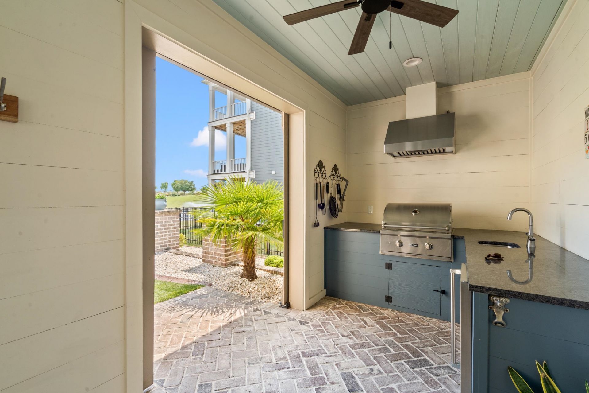 1012 East Isle Of Palms Ave. Photo 47