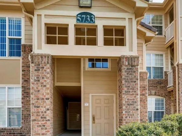 5733 N Gibralter Way, Unit 3-105, Aurora, CO 80019