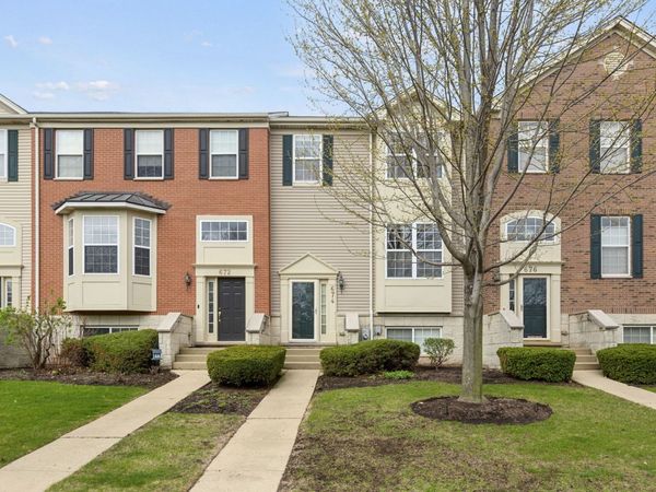 674 Lambert Lane , Bartlett, IL 60103