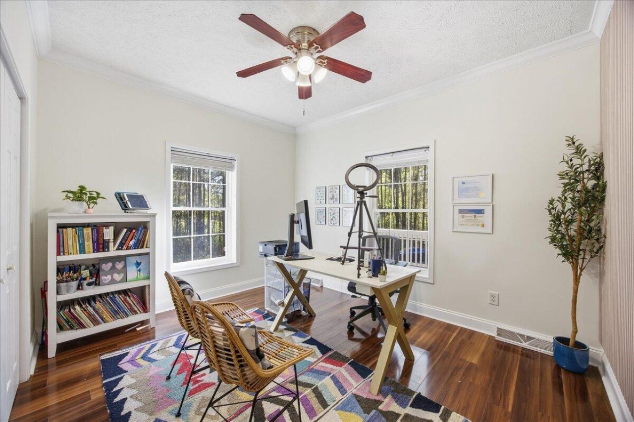 1217 Saddlehorn Road Photo 11