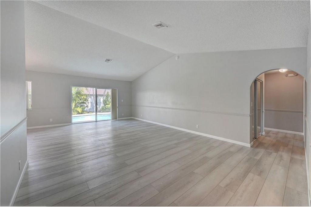 7743 W Country Club Boulevard, Boca Raton, FL 33487 Photo