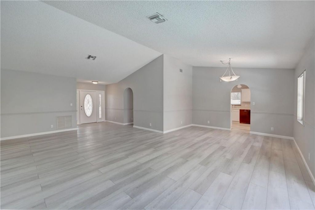 7743 W Country Club Boulevard, Boca Raton, FL 33487 Photo